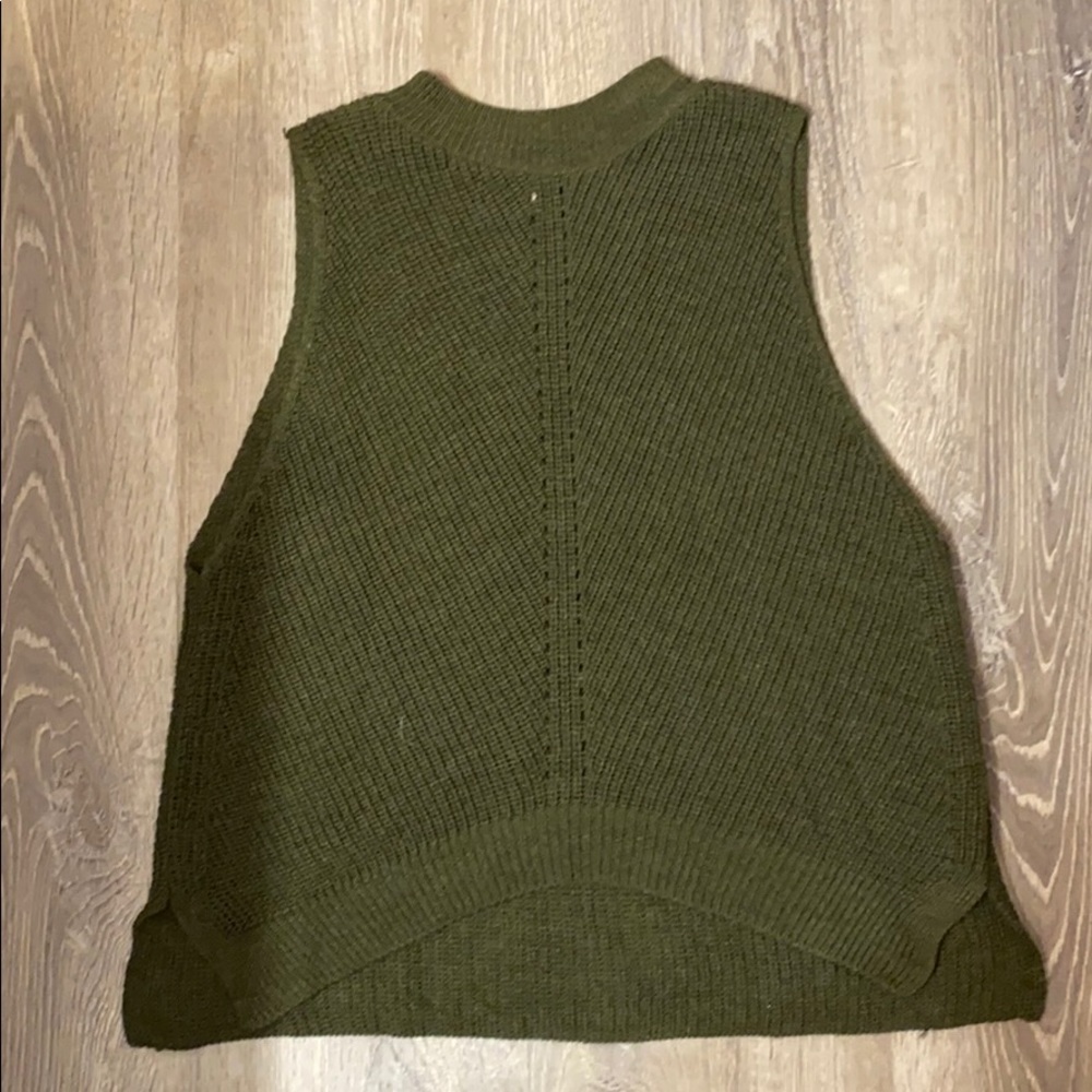 Green Sleeveless Blouse